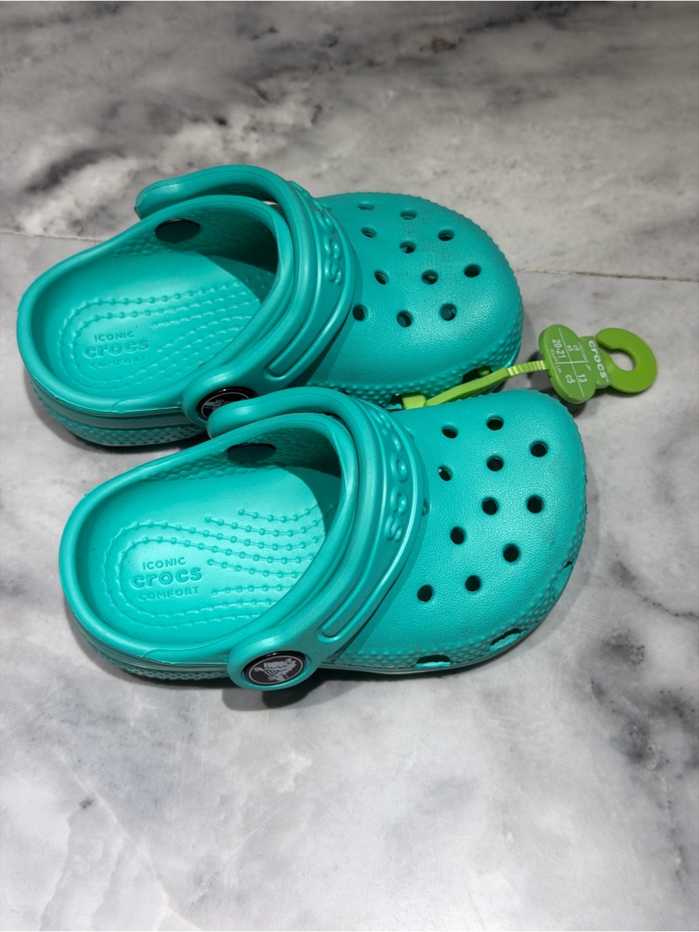 CROCS Kids Classic Clog in Aqua Teal